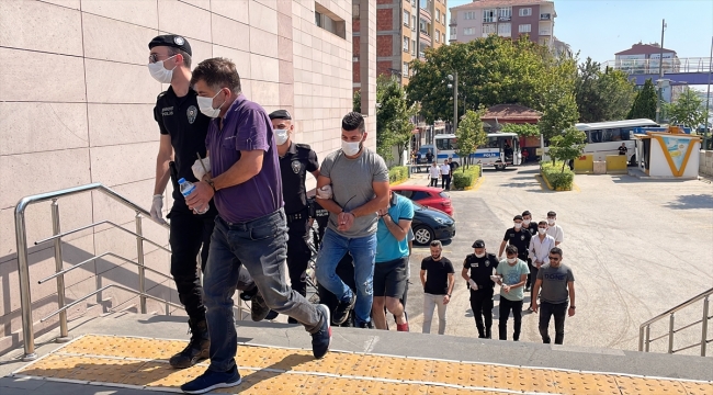 Eskişehir'de iki grup arasında çıkan bıçaklı kavgada bir kişi öldü