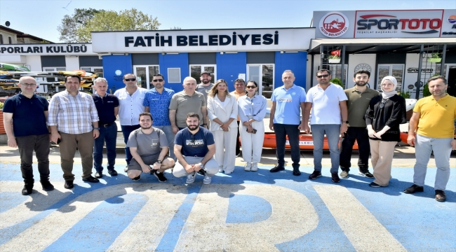 Fatih Belediyesi Kano ve Kürek Sporları Merkezi 32 bin genci "su" ile buluşturdu