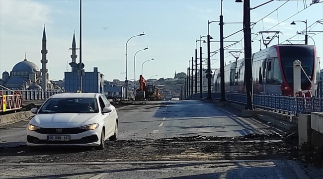 Galata Köprüsü'ndeki güçlendirme çalışmasının ilk etabı tamamlandı