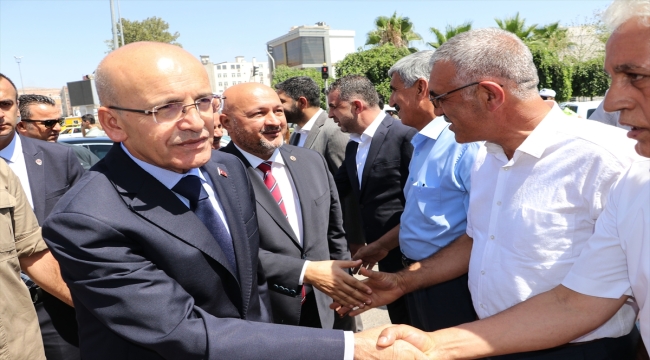 Hazine ve Maliye Bakanı Şimşek, Adıyaman'da ziyaretlerde bulundu