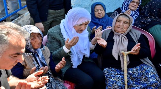 İYİ Parti Genel Başkanı Akşener, Dağıstan Coşkun'un cenaze törenine katıldı