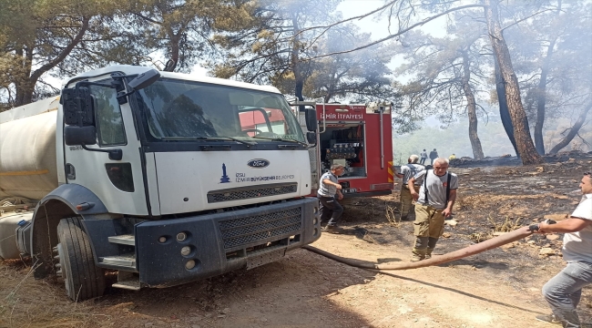 İzmir'de ormanlık alanda çıkan yangın kontrol altına alındı 