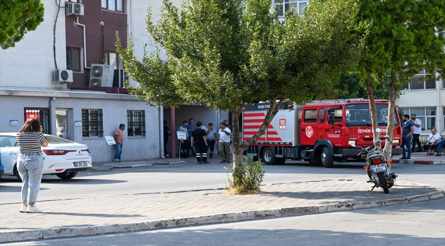 İzmir'deki Tepecik Eğitim ve Araştırma Hastanesi'nde çıkan yangın söndürüldü