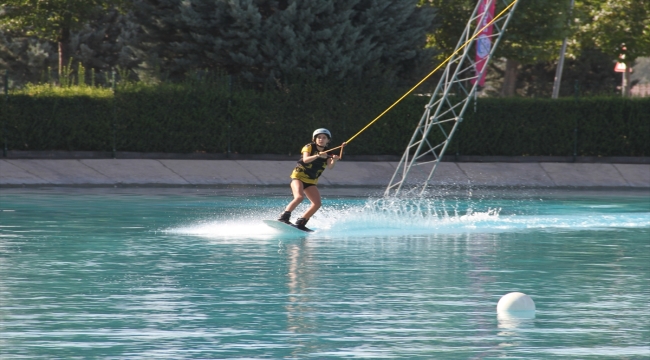 Kablolu Wakeboard Gençler ve Büyükler Türkiye Şampiyonası Kayseri'de başladı 