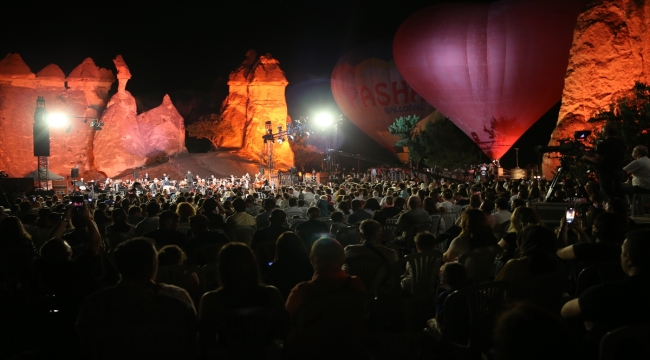 "Kapadokya Balon ve Kültür Yolu Festivali"nde gala konseri düzenlendi