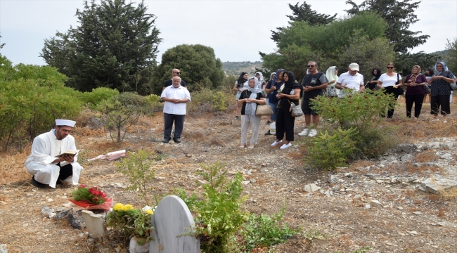 KKTC'de Ayyannili Türkler, 49 yıl sonra doğdukları topraklarda şehitlerini andı