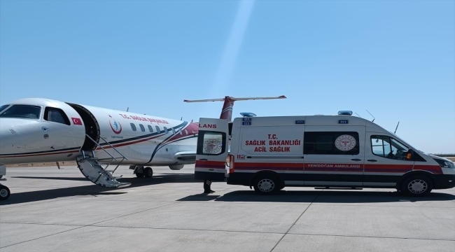 Mardin'de 3 günlük Gülistan bebek ambulans uçakla İstanbul'a sevk edildi