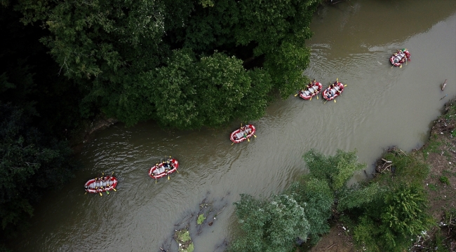 Melen Çayı rafting tutkunlarını ağırlıyor