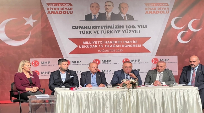 MHP Genel Başkan Yardımcısı Yönter, partisinin Üsküdar ilçe kongresinde konuştu