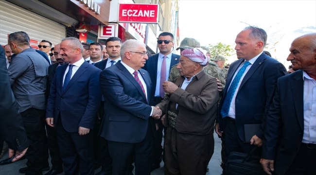 Milli Savunma Bakanı Güler, Hakkari'de ziyaretlerde bulundu: