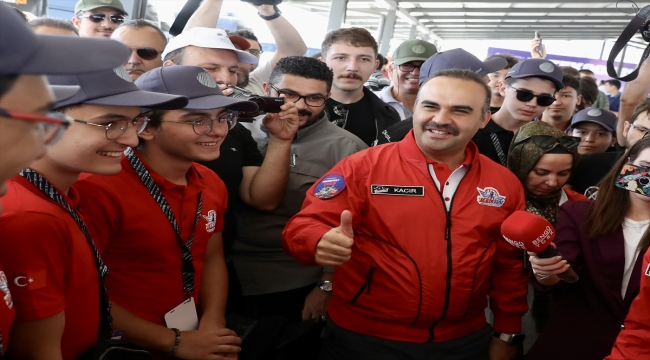 Sanayi ve Teknoloji Bakanı Kacır, Roket Yarışması'nda konuştu