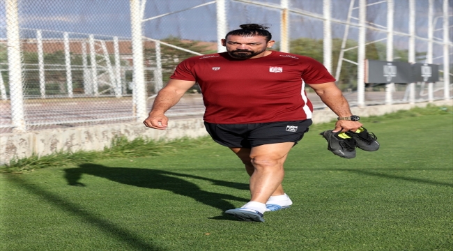 Sivasspor'da Servet Çetin acil olarak 4 transfer istiyor