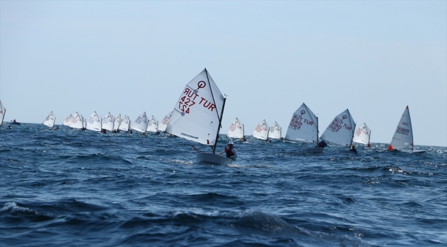 Tekirdağ'da Zafer Kupası yelken yarışları başladı 