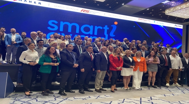 AcnTURK Sigorta, Smart-i Awards'tan ödülle döndü