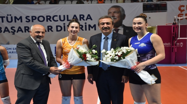 Adana'da TSYD Kadınlar Voleybol Turnuvası başladı