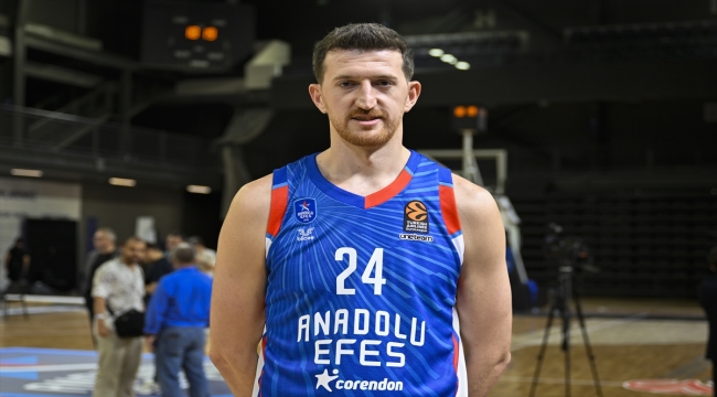 Anadolu Efes'in milli basketbolcusu Ercan Osmani, yeni sezonun başarılı geçeceğine inanıyor: