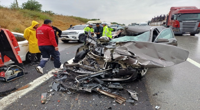 Bolu'da zincirleme trafik kazasında 4 kişi yaralandı