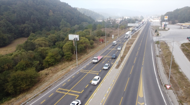 Bolu Dağı geçişinde onarım çalışması alternatif güzergahta trafik yoğunluğuna neden oldu