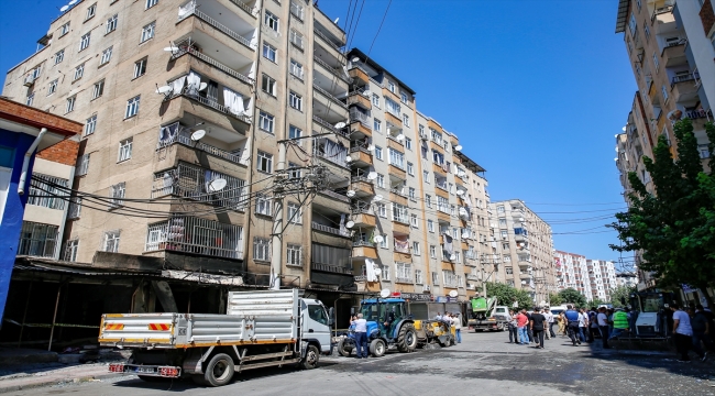 Diyarbakır'da bir iş yerinde çıkan yangında 1 kişi yaralandı 