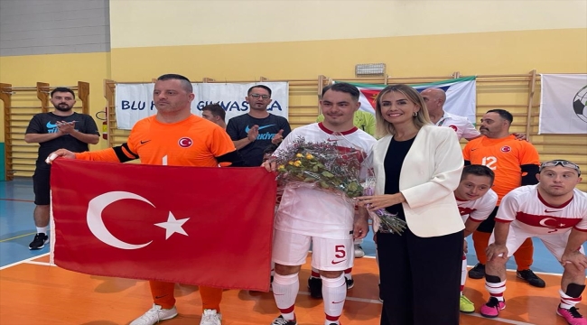 Down Sendromlu Futsal Milli Takımı, Avrupa Şampiyonası'nda İrlanda'yı 5-1 yendi