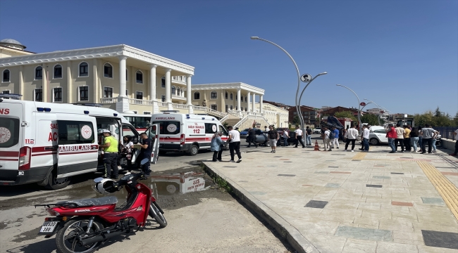 Edirne'de iki otomobilin çarpıştığı kazada 4 kişi yaralandı