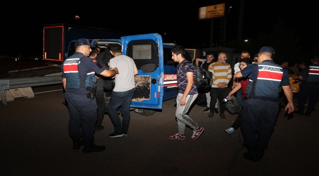 Edirne'deki denetimlerde 322 düzensiz göçmen yakalandı