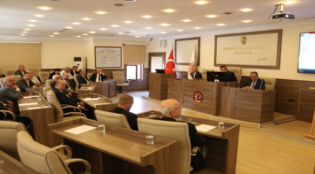 Kastamonu Belediye Başkanı'nın bulunduğu panelvan otomobille çarpıştı