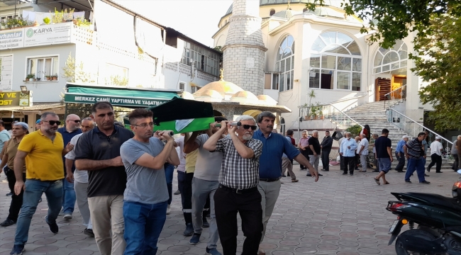 Hayatını kaybeden dizi oyuncusu Merve Kayaalp toprağa verildi