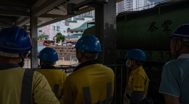 Hong Kong'da şiddetli yağışlar nedeniyle bir kişi öldü