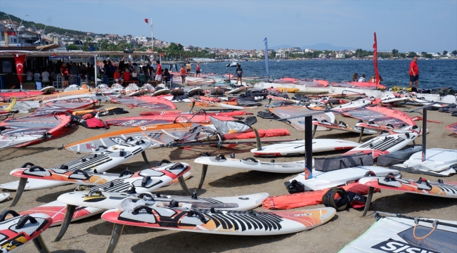 İzmir'de Kurtuluş Kupası Yelken Yarışları başladı