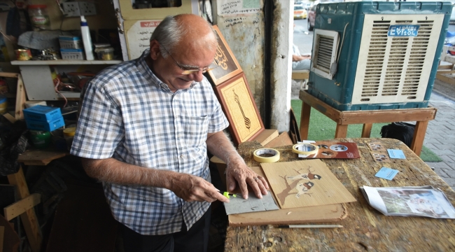 Kerküklü 65 yıllık ahşap kakma ustası, ömrünü verdiği sanatın kaybolmasından endişeli