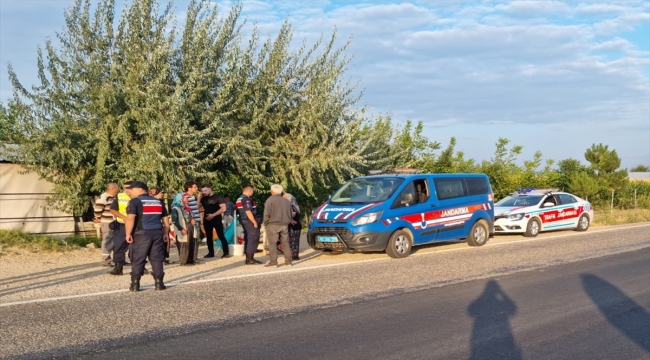 Konya'da otomobilin çarptığı 8 yaşındaki çocuk öldü