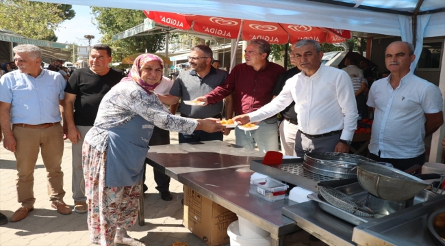 Merhum Başbakan Menderes ve dava arkadaşları için lokma hayrı yapıldı