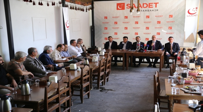 Saadet Partisi Genel Başkan Yardımcısı Kaya, Diyarbakır'da konuştu