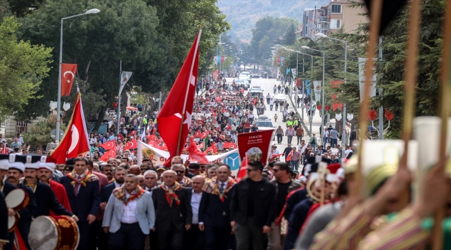 Söğüt Ertuğrul Gazi'yi Anma ve Yörük Şenlikleri'nde kortej yürüyüşü yapıldı