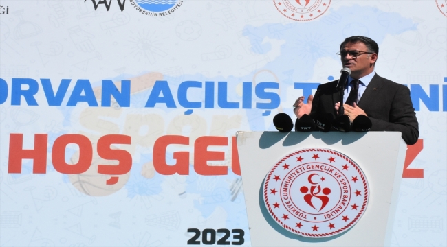 "Spor Van Projesi"nin 2023-2024 dönemi törenle başladı