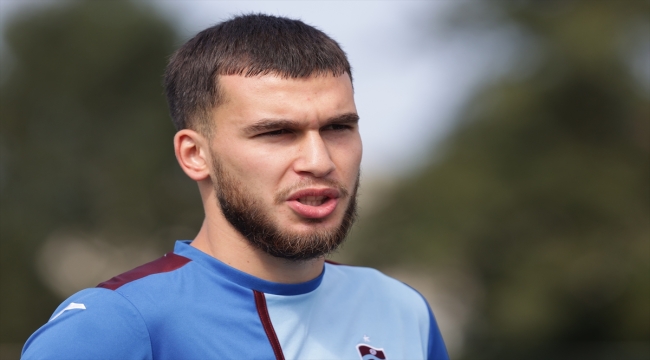 Trabzonspor'un sağ bek oyuncusu Mehmet Can Aydın, formayı bırakmak istemiyor