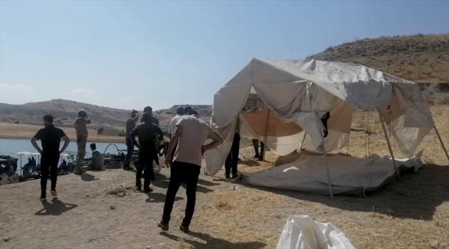 Tunceli'de baraj gölünde kaybolan kişinin bulunmasına yönelik çalışmalar sürüyor