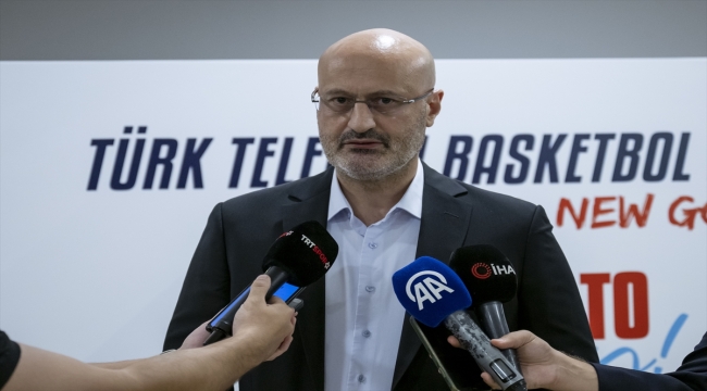 Türk Telekom Basketbol Takımı, yeni sezon öncesi sponsorlarıyla buluştu