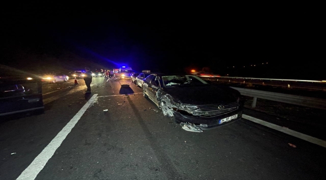 Anadolu Otoyolu'nda zincirleme trafik kazasında 7 kişi yaralandı