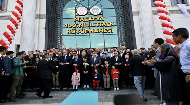 Bakanlar Ersoy ve Bak, Malatya'da kütüphane açılışına katıldı