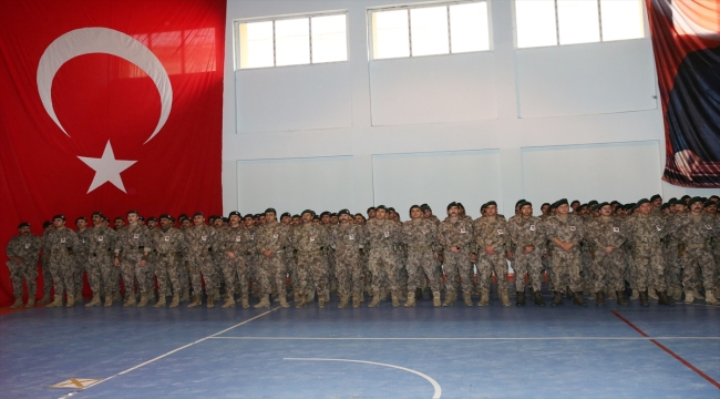 Bitlis'te silah kazası sonucu şehit olan polis memuru Kırık için tören düzenlendi