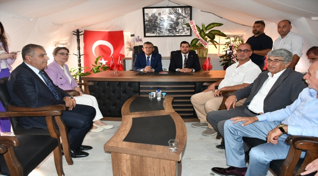 CHP Genel Başkan adayı Özgür Özel, Hatay'da konuştu