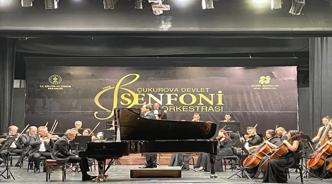 Çukurova Devlet Senfoni Orkestrası klasik müzik konseri verdi