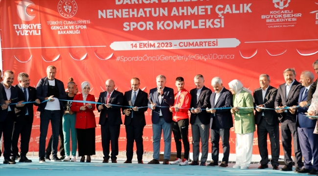 Gençlik ve Spor Bakanı Bak, Kocaeli'de spor kompleksi açılış töreninde konuştu