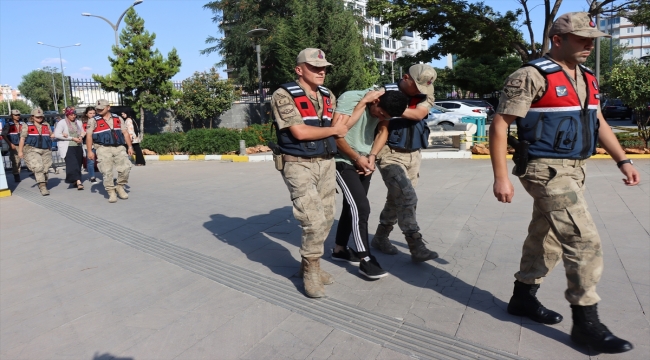 Kilis'te bir kişiyi öldürdükleri iddiasıyla 2 şüpheli yakalandı