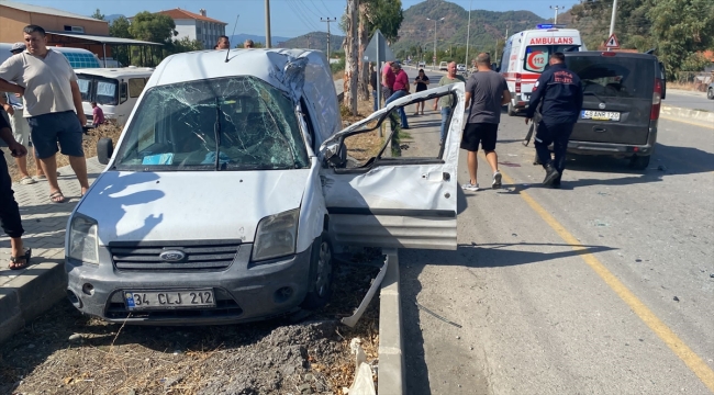 Muğla'da zincirleme trafik kazasında 1 kişi öldü, 5 kişi yaralandı