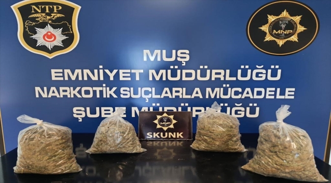 Muş'ta 3 kilo 910 gram uyuşturucu ele geçirildi