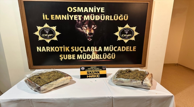 Osmaniye'de yolcu otobüsünde uyuşturucu ele geçirilen bavulun sahibi gözaltına alındı