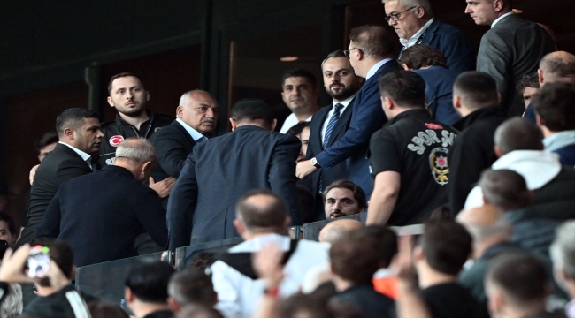 TFF Başkanı Mehmet Büyükekşi protestolar sonrası Tüpraş Stadı'ndan ayrıldı